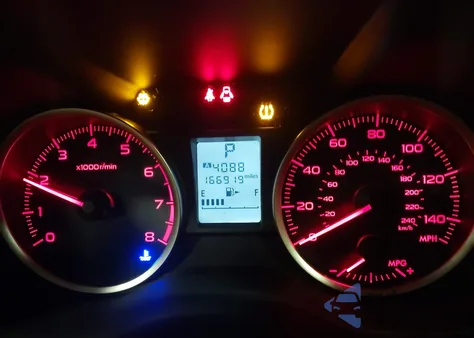 2014 Subaru Forester 2.5I из США, поврежденный, VIN JF2SJAAC2EH472909